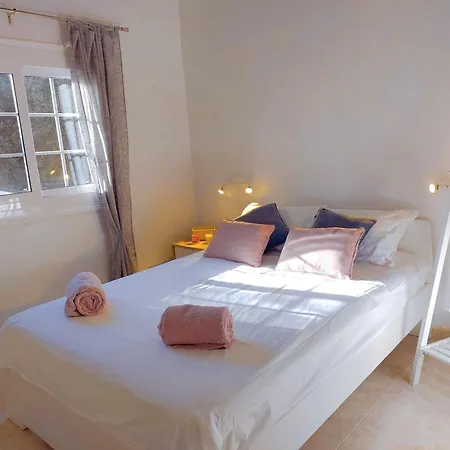 Casa Dos Mas בית נופש *